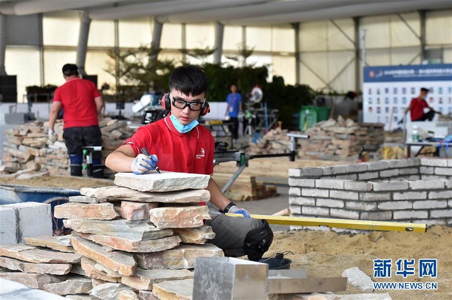 （新華全媒頭條·圖文互動）（2）上下合力，聚力破障，開辟“大國工匠”建設新格局