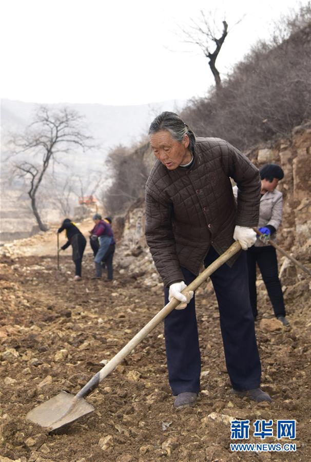（在習近平新時代中國特色社會主義思想指引下——新時代新作為新篇章·圖文互動）（1）“困難面前有我們”——太行山革命老區一個小山村的蝶變