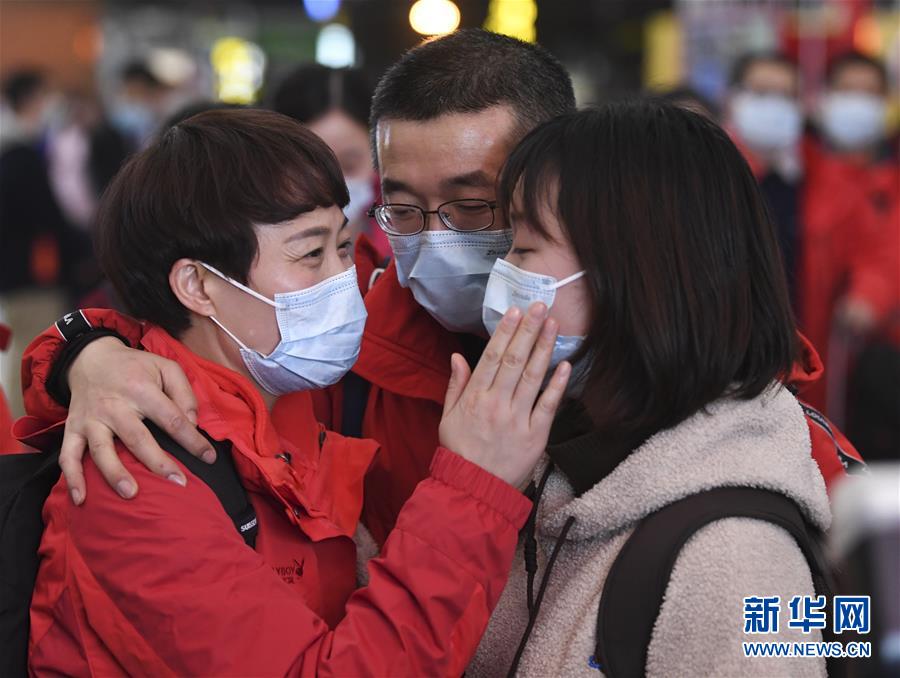 （聚焦疫情防控·對口支援19省份在奮戰·圖文互動）（3）“當我們摘下口罩，看到彼此勝利的微笑”——重慶對口支援孝感市抗擊疫情紀實