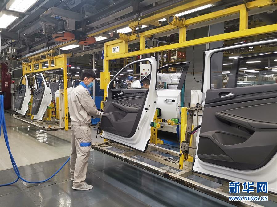 （在習近平新時代中國特色社會主義思想指引下——新時代新作為新篇章·習近平總書記關切事·圖文互動）（1）按下復工復產(chǎn)“快進鍵”