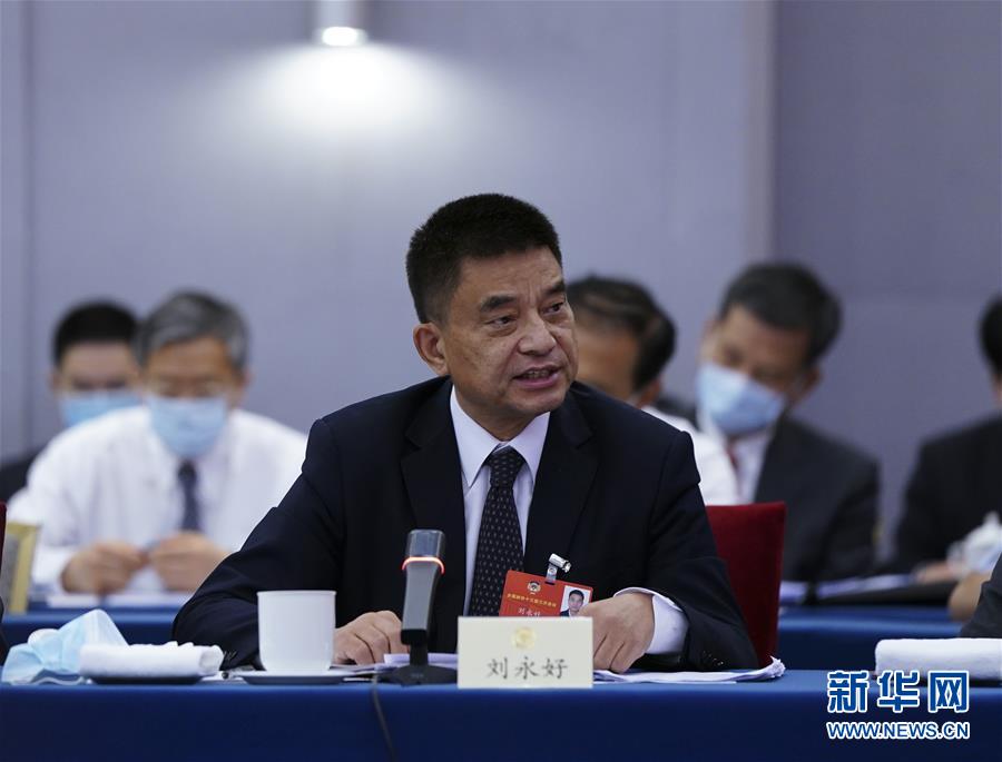 （新華全媒頭條·圖文互動(dòng)）（10）從人民中汲取磅礴力量——習(xí)近平總書(shū)記同出席2020年全國(guó)兩會(huì)人大代表、政協(xié)委員共商國(guó)是紀(jì)實(shí)