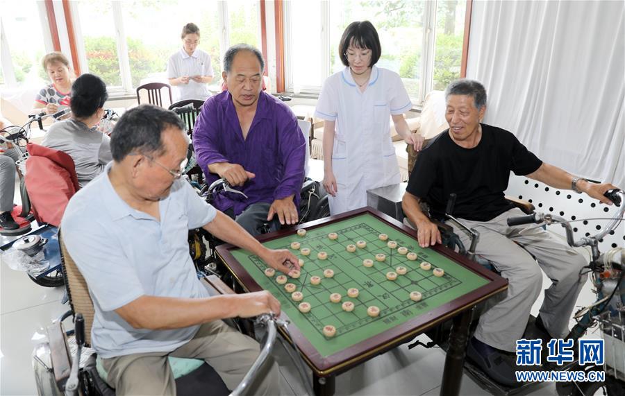 （習(xí)近平的民生關(guān)切事·圖文互動）（5）在關(guān)懷與自強(qiáng)中活出精彩人生——習(xí)近平總書記牽掛的民生事之“弱有所扶”篇