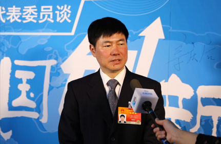 “我們要進行自貿區的體制機制的創新，也就是先行先試的一些實驗。”