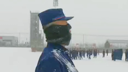 新訓消防員的隊列你們能打幾分？我不是一個人在戰斗！