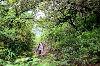 大山深深，擋不住小小讀書郎的求學夢